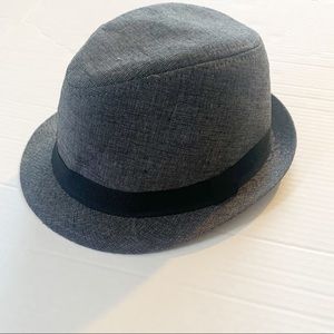 Mens Fedora hat Grey with black ribbon, size M/58